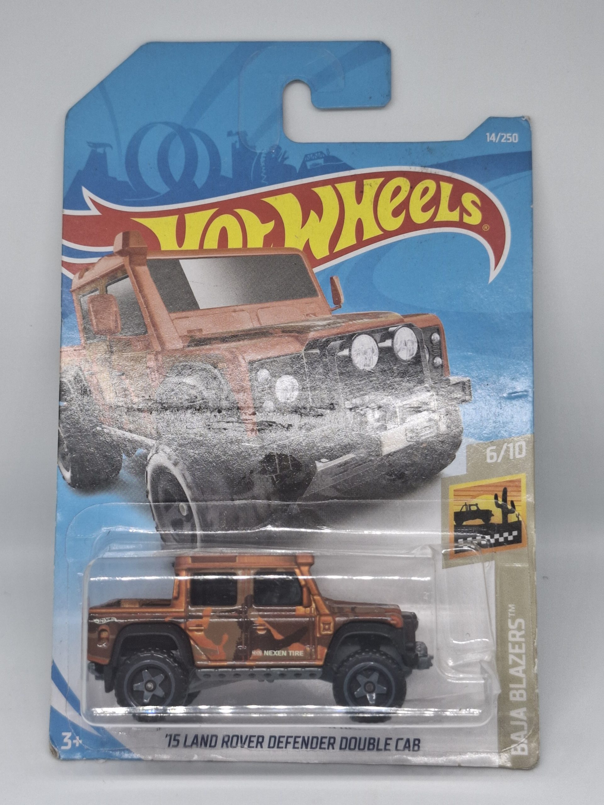 Land Rover Defender Double Cab 15